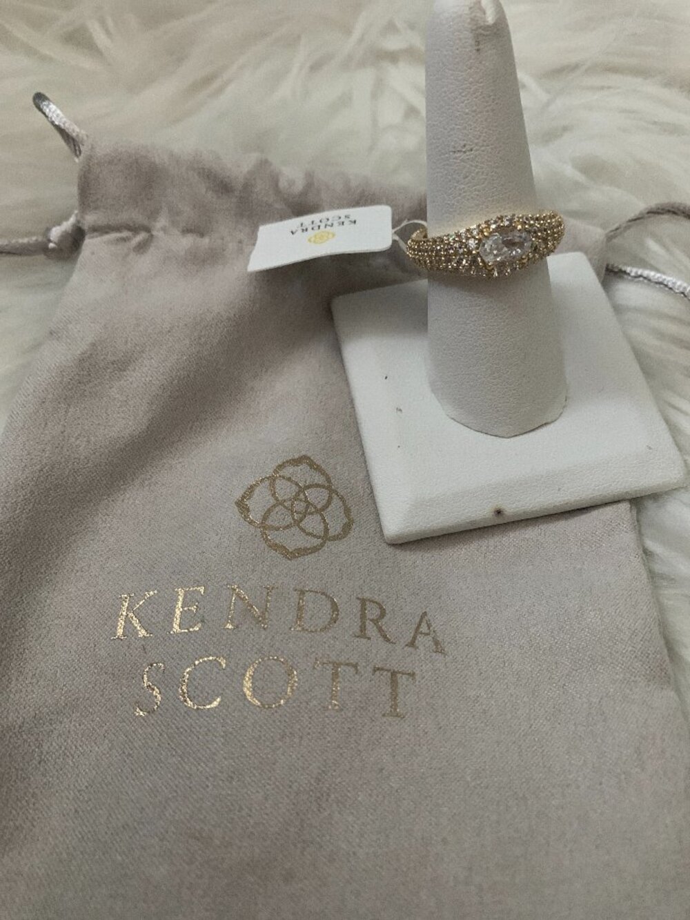 KENDRA SCOTT Bella Gold Band Ring RING SIZE 9